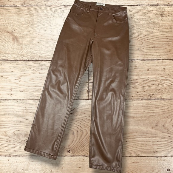 ABERCROMBIE & FITCH 90s Straight High Rise Vegan Leather Brown Pants Size 10/30 - Picture 8 of 12